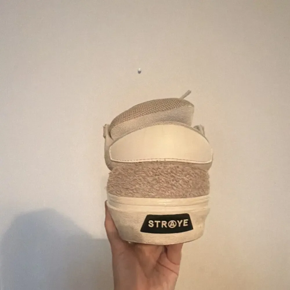 STRAYE Beige Suede Low Top Skate Sneakers Lace Up Rubber Outsole Men